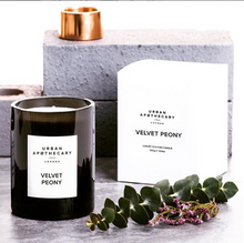Load image into Gallery viewer, Velvet Peony Mini Candle